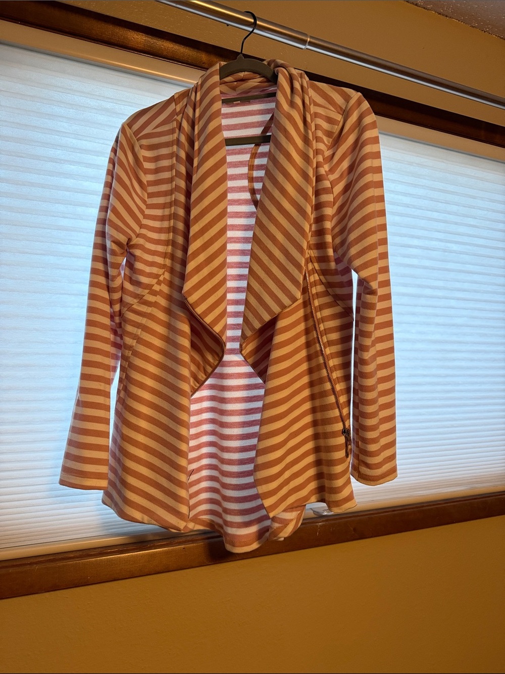 Main Strip Striped blazer jacket in Pink and Cream